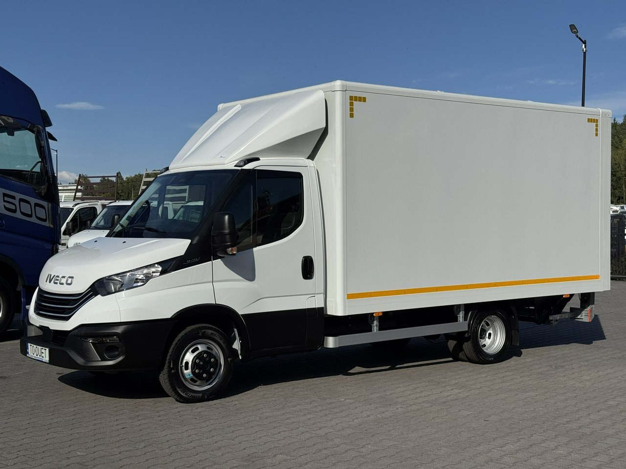 Iveco Daily 35C14 - Carrinha de contentor: foto 3 Iveco Daily 35C14 - Carrinha de contentor: foto 3