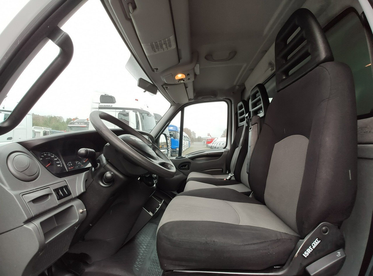 Carrinha de lona Iveco Daily 70C17 Firana Tył Drzwi Zadbany w Pełni Sprawny Super Stan: foto 14