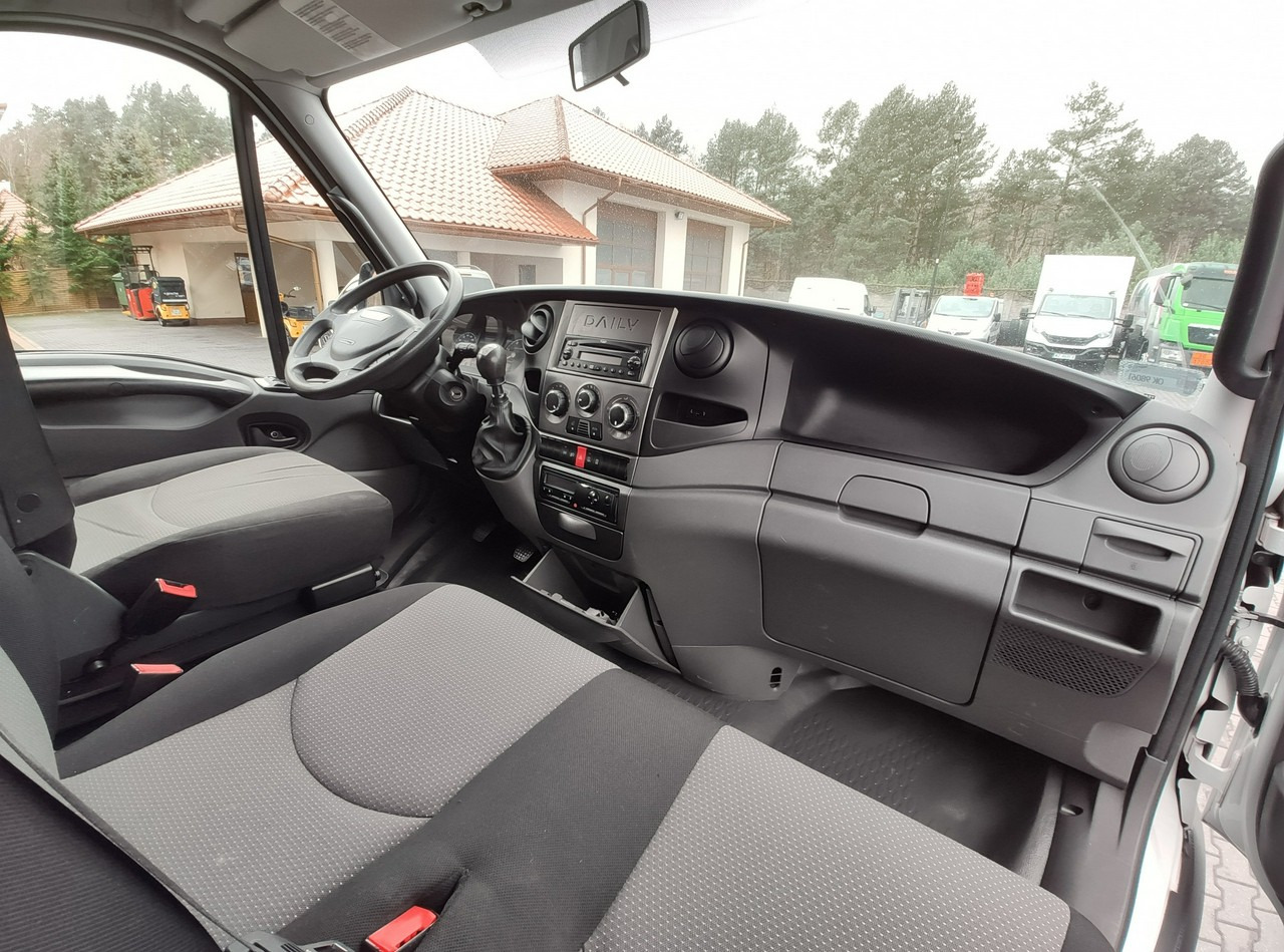 Carrinha de lona Iveco Daily 70C17 Firana Tył Drzwi Zadbany w Pełni Sprawny Super Stan: foto 18