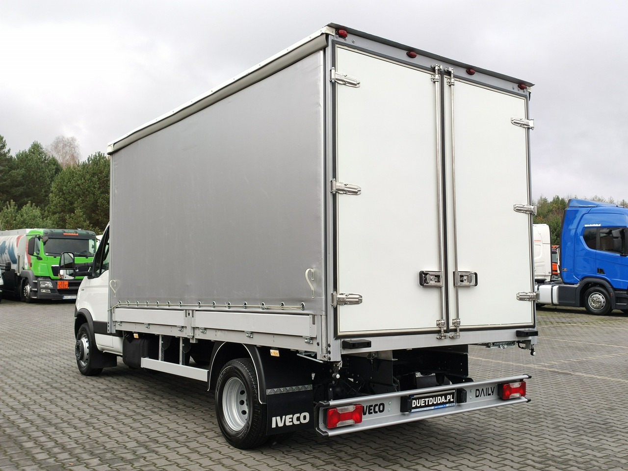 Carrinha de lona Iveco Daily 70C17 Firana Tył Drzwi Zadbany w Pełni Sprawny Super Stan: foto 26