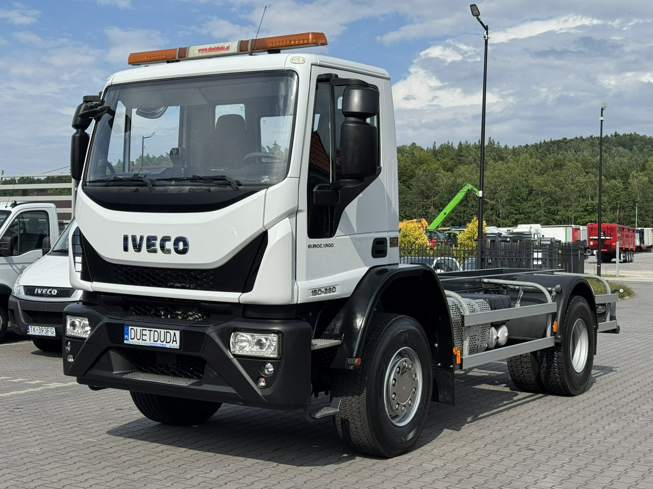 Iveco Eurocargo 150-280 Rama 550cm Napęd 4x4 Reduktor + Blokady - Camião chassi: foto 3 Iveco Eurocargo 150-280 Rama 550cm Napęd 4x4 Reduktor + Blokady - Camião chassi: foto 3