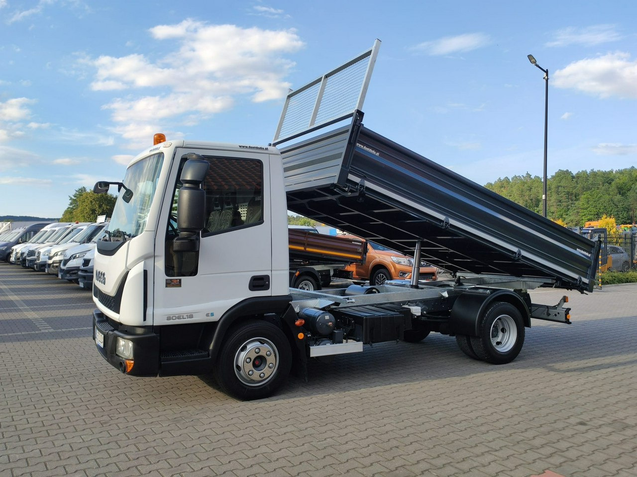Iveco Eurocargo 80EL18 E5 Super Stan UNIKAT !!! - Camião basculante: foto 3 Iveco Eurocargo 80EL18 E5 Super Stan UNIKAT !!! - Camião basculante: foto 3