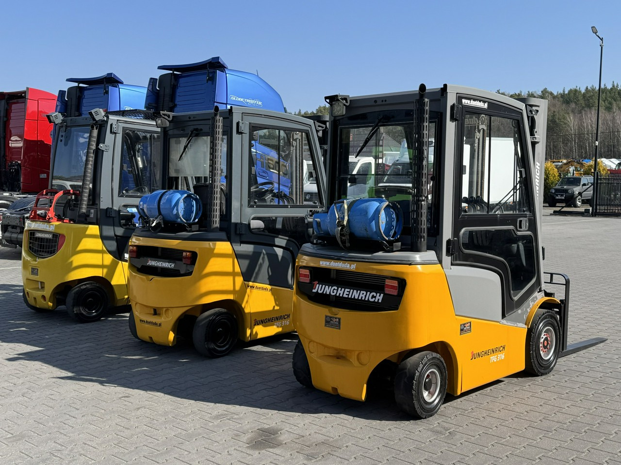 Empilhadeira a gás Jungheinrich TFG 316 Duplex Przesuw Boczny Oświetlenie Robocze: foto 17 Empilhadeira a gás Jungheinrich TFG 316 Duplex Przesuw Boczny Oświetlenie Robocze: foto 17