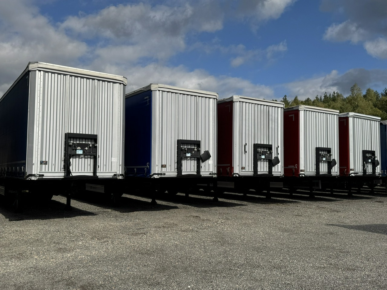 Kassbohrer Maxima XS Standard Super Stan !!! - Semi-reboque de lona: foto 2 Kassbohrer Maxima XS Standard Super Stan !!! - Semi-reboque de lona: foto 2