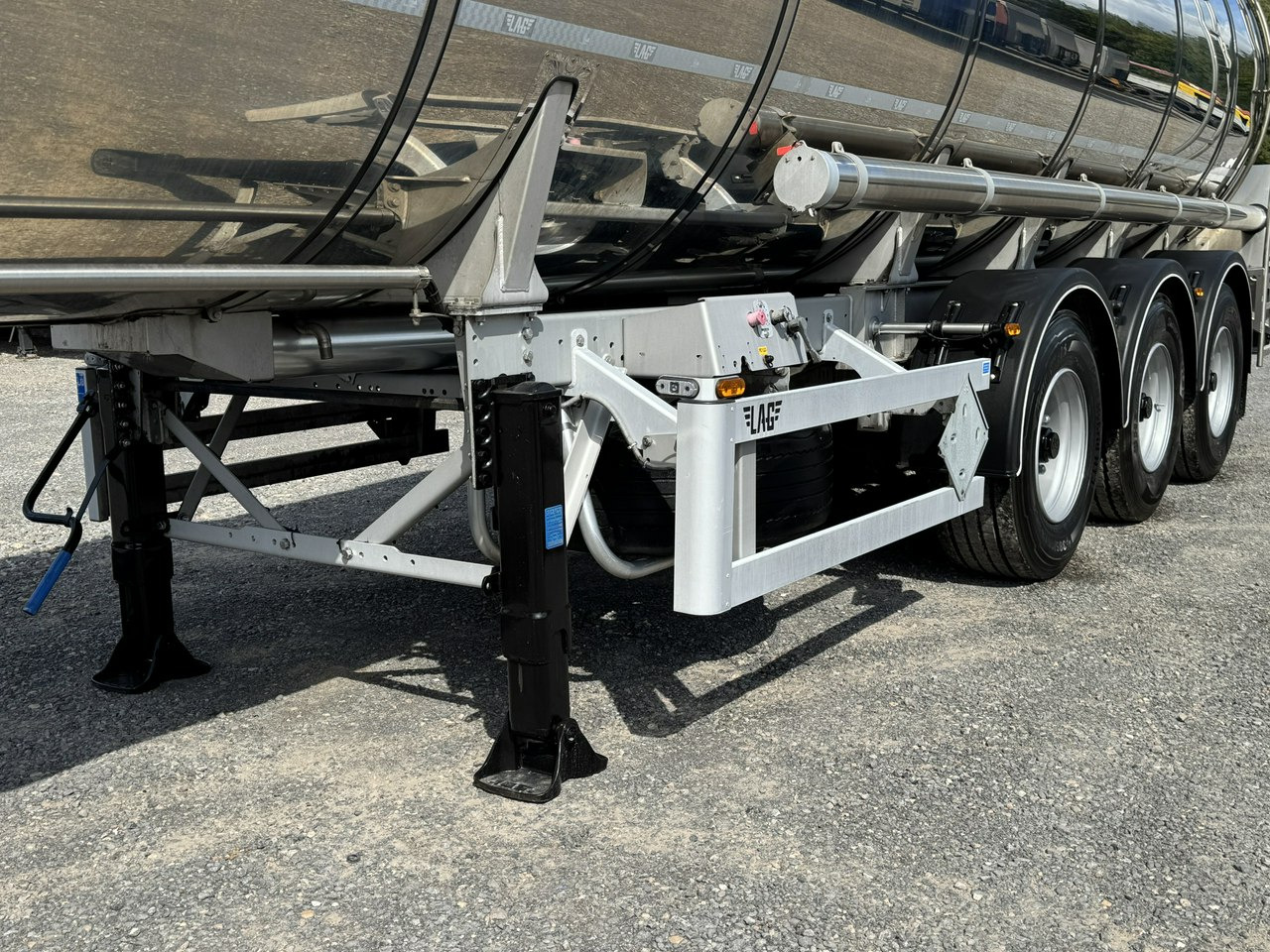 Lag Spożywcza Magyar Izolowana Webasto Pompa Elektryczna do Zrzutu - Semirreboque tanque: foto 5 Lag Spożywcza Magyar Izolowana Webasto Pompa Elektryczna do Zrzutu - Semirreboque tanque: foto 5