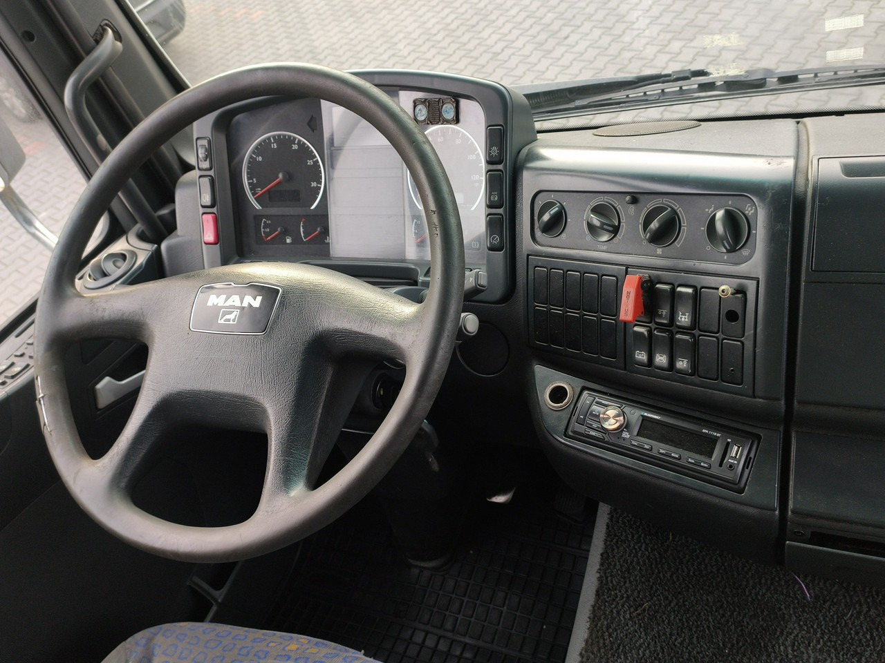 Caminhão tanque MAN TGA 26.310 Autocysterna z Dystrybucją: foto 35