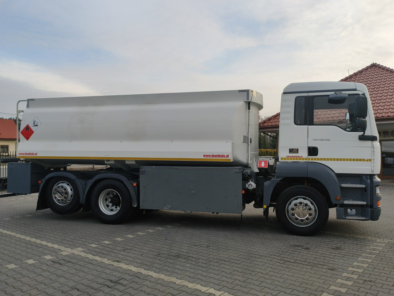 Caminhão tanque MAN TGA 26.310 Autocysterna z Dystrybucją: foto 7