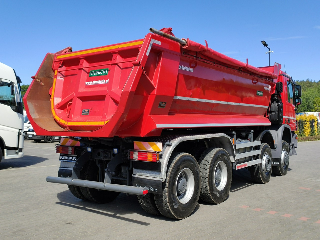 Mercedes Actros 4141 8x6 Wywrot SKIBICKI Automat EPS ze Sprzegłem !!! - Camião basculante: foto 3 Mercedes Actros 4141 8x6 Wywrot SKIBICKI Automat EPS ze Sprzegłem !!! - Camião basculante: foto 3