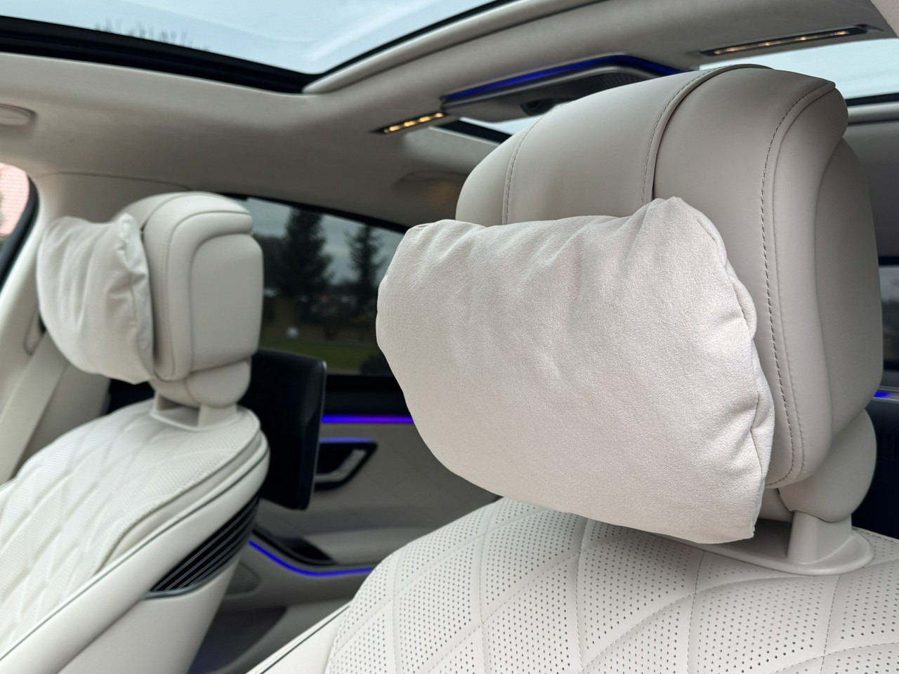 Sedan Mercedes S 450: foto 44