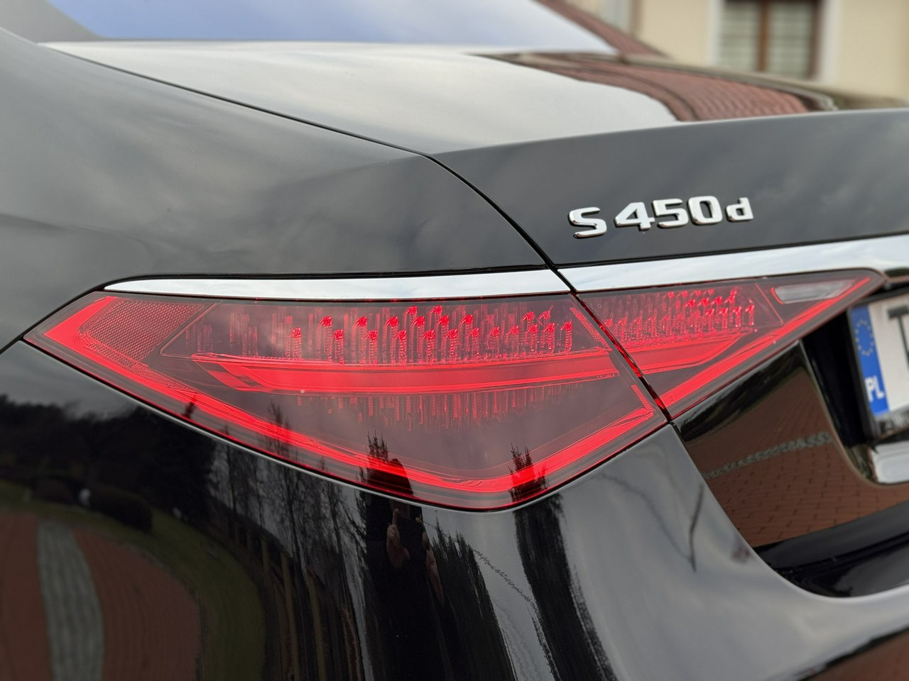 Sedan Mercedes S 450: foto 15