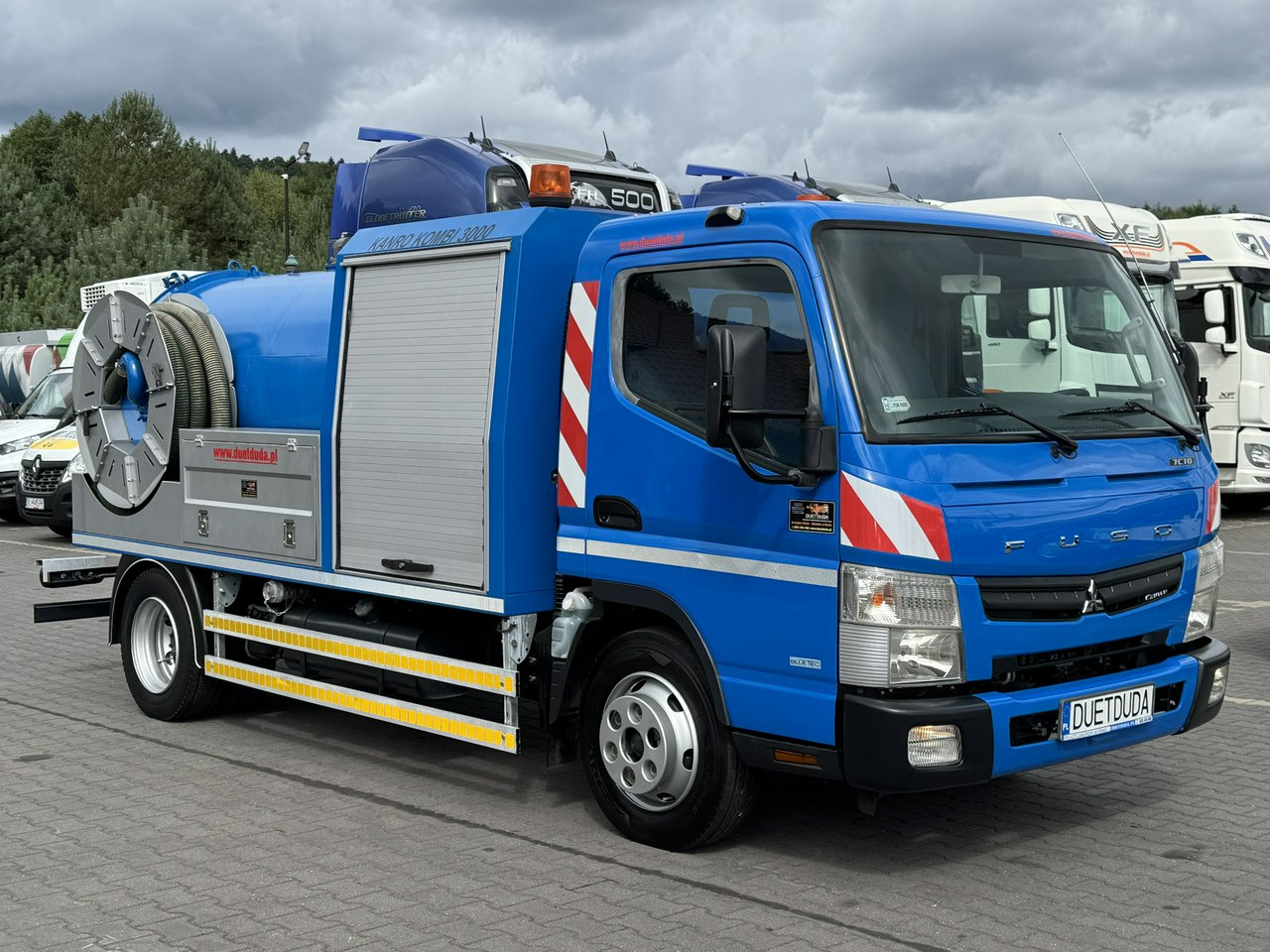 Mitsubishi Canter 7C18 3.0/150 KM Asenizcyjny - Caminhão limpa fossa: foto 1 Mitsubishi Canter 7C18 3.0/150 KM Asenizcyjny - Caminhão limpa fossa: foto 1