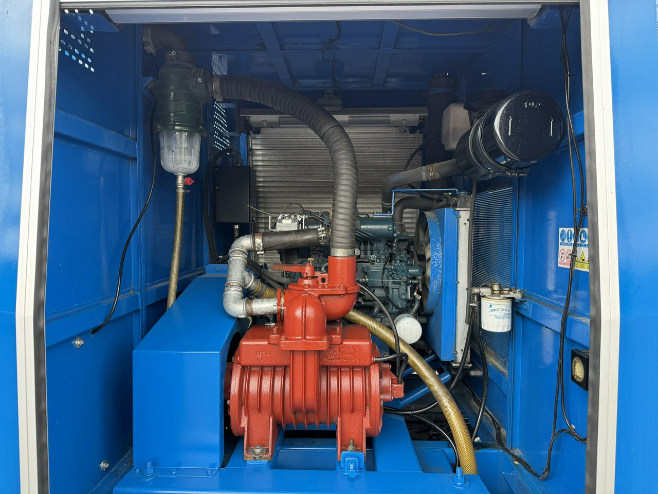 Mitsubishi Canter 7C18 3.0/150 KM Asenizcyjny - Caminhão limpa fossa: foto 5 Mitsubishi Canter 7C18 3.0/150 KM Asenizcyjny - Caminhão limpa fossa: foto 5