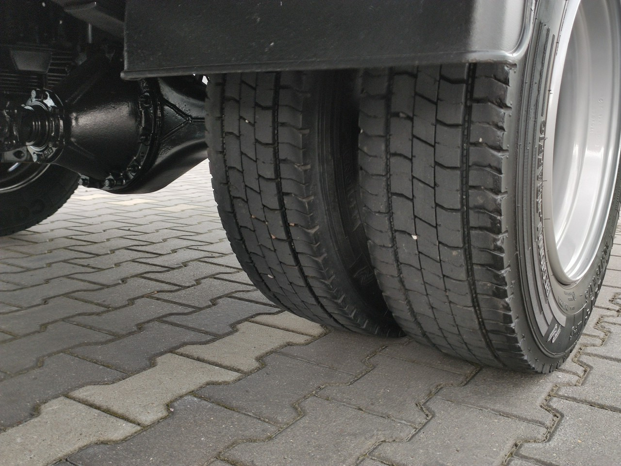 Camião de caixa aberta/ Plataforma, Camião grua Mitsubishi Canter Fuso 7C15 3.0/150KM HDS FASSI F40 UNIKAT Super Stan !!!: foto 12