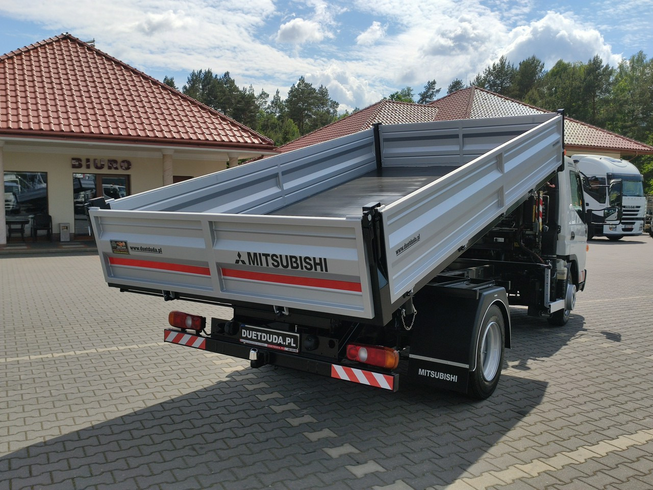 Camião basculante Mitsubishi Canter Fuso 9C18 3.0/180KM Automat, HDS FASSI F30 Wywrotka 3-str: foto 17 Camião basculante Mitsubishi Canter Fuso 9C18 3.0/180KM Automat, HDS FASSI F30 Wywrotka 3-str: foto 17