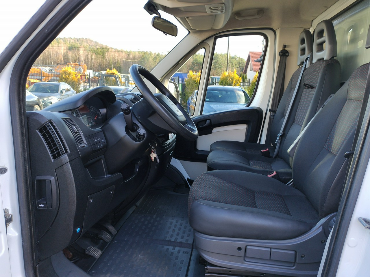 Carrinha de contentor Peugeot Boxer: foto 9 Carrinha de contentor Peugeot Boxer: foto 9