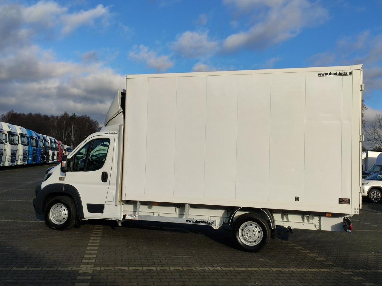 Carrinha de contentor Peugeot Boxer: foto 27 Carrinha de contentor Peugeot Boxer: foto 27