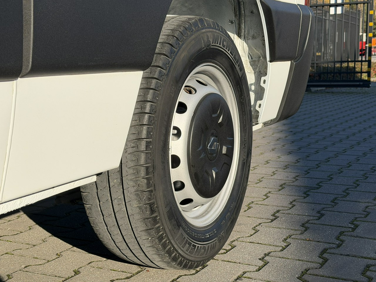 Renault Master - Furgão: foto 4 Renault Master - Furgão: foto 4