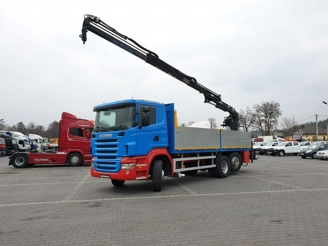 Scania R 400 LB 6x2 HDS Budowlanka Widły Oś Skrętna Super Stan - Camião de caixa aberta/ Plataforma, Camião grua: foto 3 Scania R 400 LB 6x2 HDS Budowlanka Widły Oś Skrętna Super Stan - Camião de caixa aberta/ Plataforma, Camião grua: foto 3