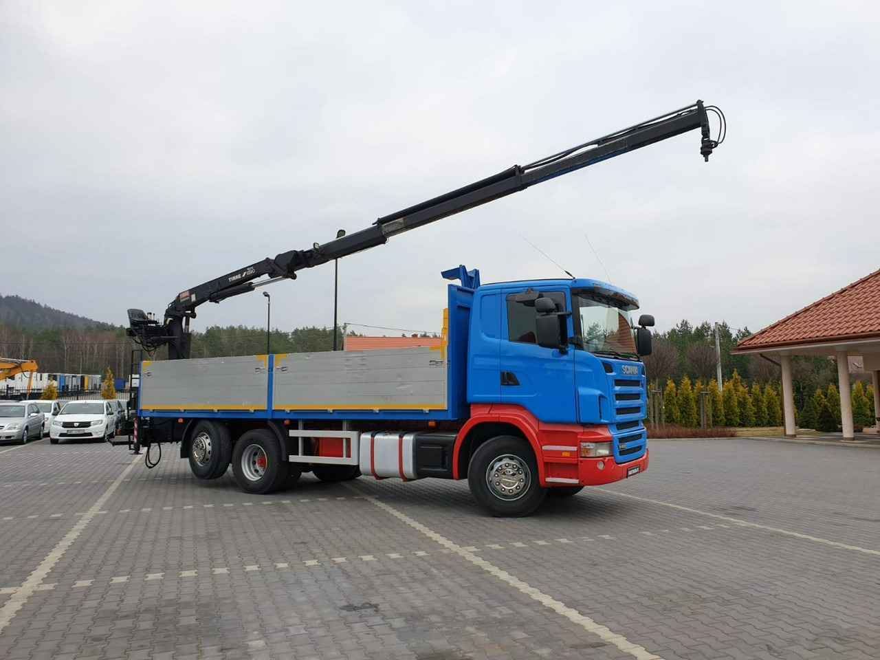 Scania R 400 LB 6x2 HDS Budowlanka Widły Oś Skrętna Super Stan - Camião de caixa aberta/ Plataforma, Camião grua: foto 4 Scania R 400 LB 6x2 HDS Budowlanka Widły Oś Skrętna Super Stan - Camião de caixa aberta/ Plataforma, Camião grua: foto 4