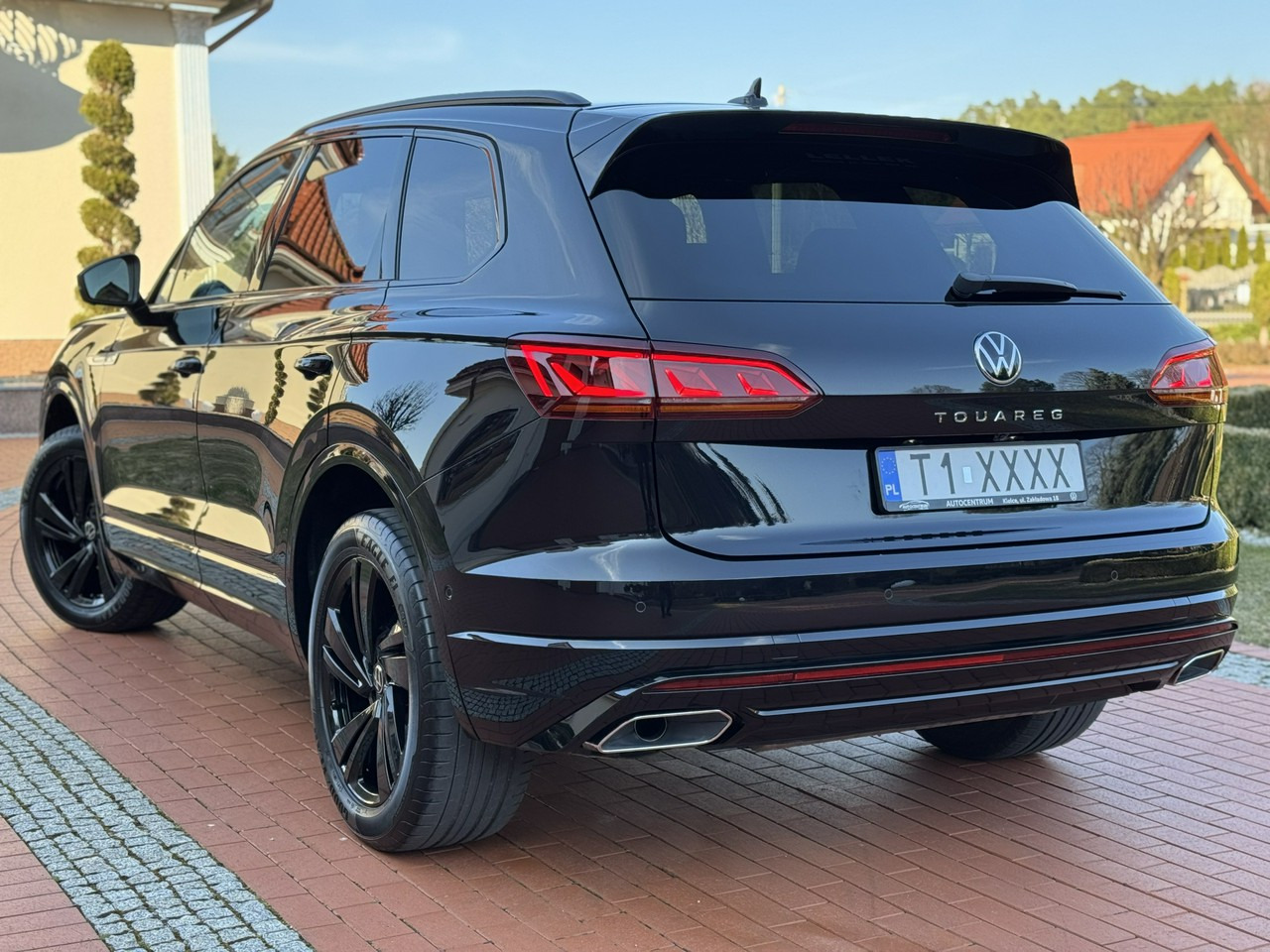SUV Volkswagen Touareg: foto 32