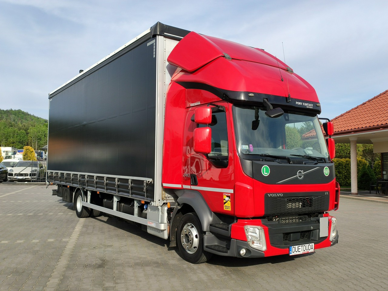 Volvo FL12.240 E6 Firana Tył Drzwi Dach Zsuwany Bogato Wyposażony !!! - Camião de lona: foto 3 Volvo FL12.240 E6 Firana Tył Drzwi Dach Zsuwany Bogato Wyposażony !!! - Camião de lona: foto 3