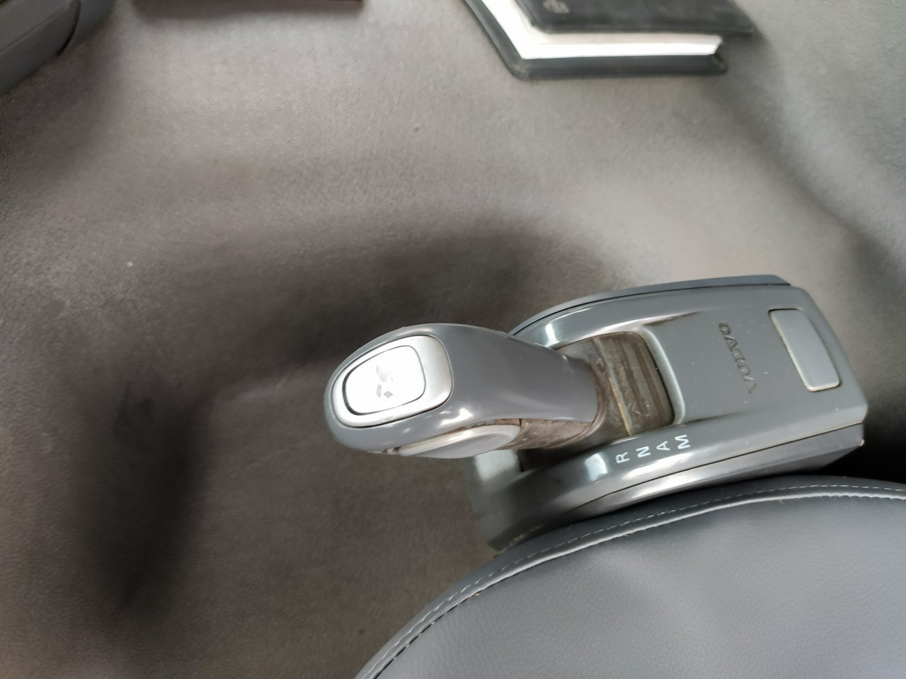 Camião basculante, Camião grua Volvo FMX 410 6x4 13L HDS Radiowy Hydroburta: foto 33 Camião basculante, Camião grua Volvo FMX 410 6x4 13L HDS Radiowy Hydroburta: foto 33