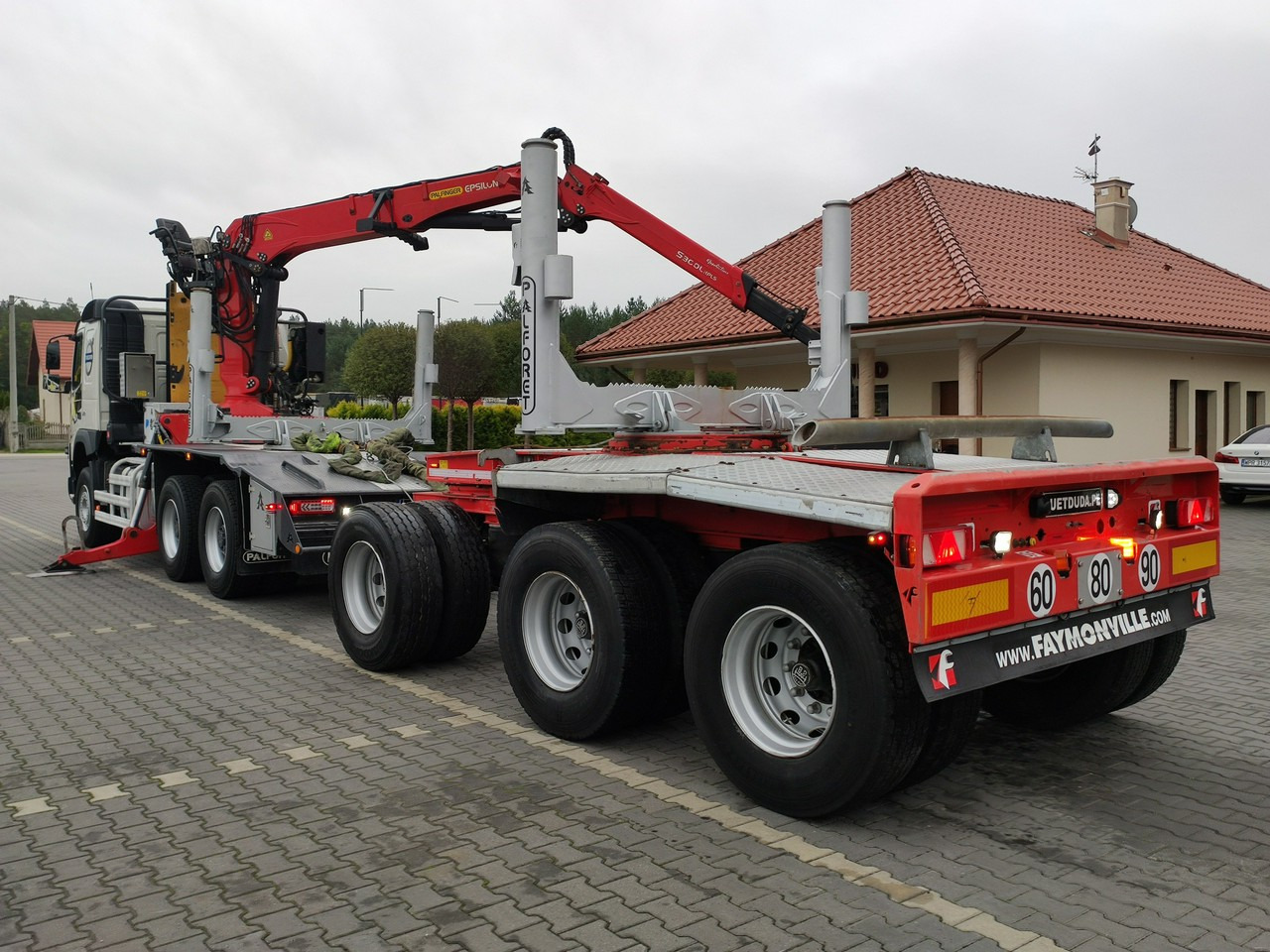 Volvo FMX 540 6x4 RETARDER PALFORET EPSILON S300L Do Drewna - Camião de transporte de madeira: foto 5 Volvo FMX 540 6x4 RETARDER PALFORET EPSILON S300L Do Drewna - Camião de transporte de madeira: foto 5
