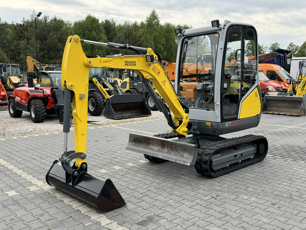 Wacker Neuson ET 24 Mało Używana Przepracowane tylko 800mth - Mini escavadeira: foto 5 Wacker Neuson ET 24 Mało Używana Przepracowane tylko 800mth - Mini escavadeira: foto 5