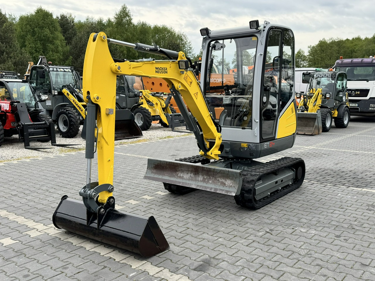 Wacker Neuson ET 24 Mało Używana Przepracowane tylko 800mth - Mini escavadeira: foto 3 Wacker Neuson ET 24 Mało Używana Przepracowane tylko 800mth - Mini escavadeira: foto 3
