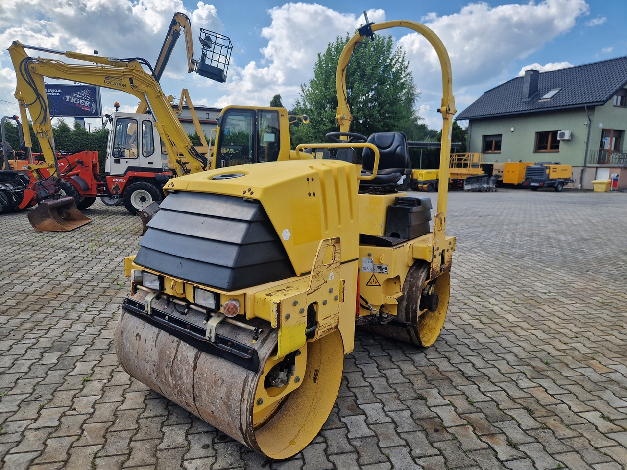 AMMANN AV 26 - 2 - Compactador de asfalto: foto 2 AMMANN AV 26 - 2 - Compactador de asfalto: foto 2