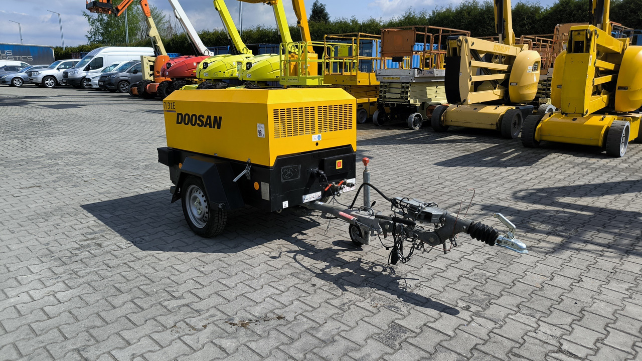 DOOSAN 731E - Compressor de ar: foto 1 DOOSAN 731E - Compressor de ar: foto 1