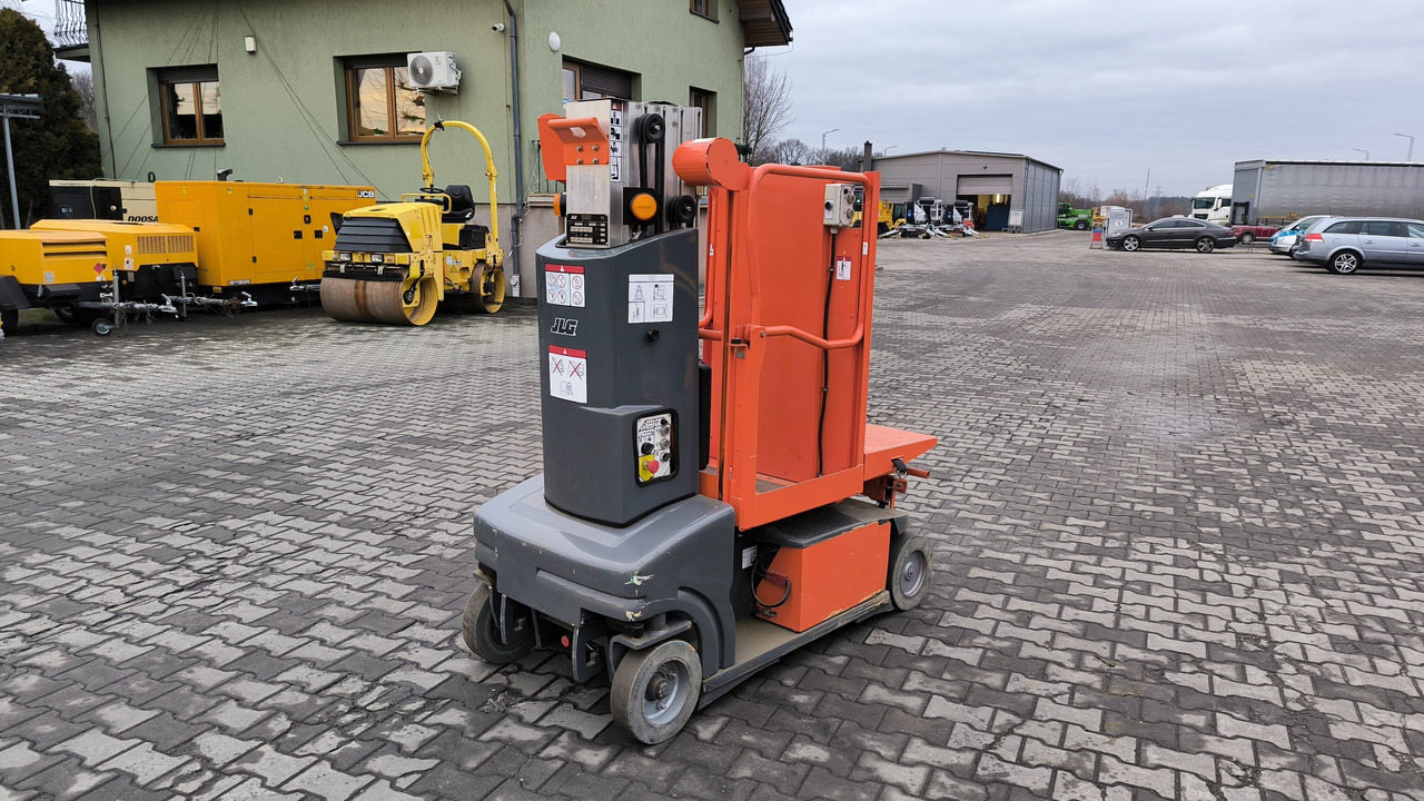 JLG TOUCAN DUO - Plataforma de mastro vertical: foto 1 JLG TOUCAN DUO - Plataforma de mastro vertical: foto 1