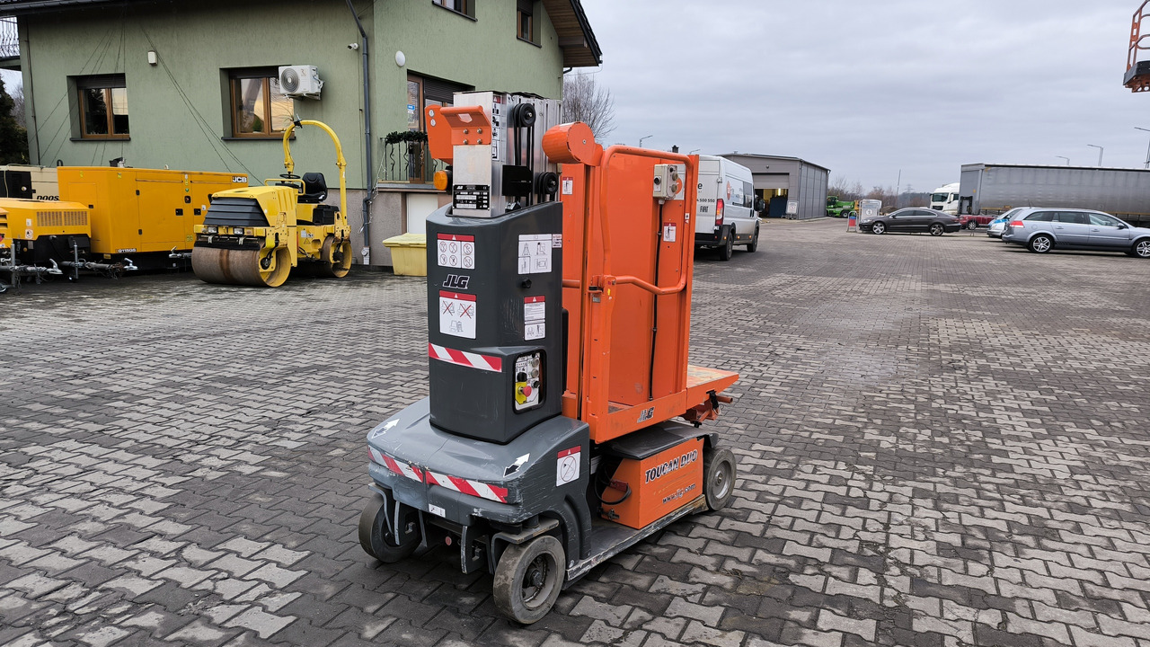 JLG TOUCAN DUO - Plataforma de mastro vertical: foto 1 JLG TOUCAN DUO - Plataforma de mastro vertical: foto 1