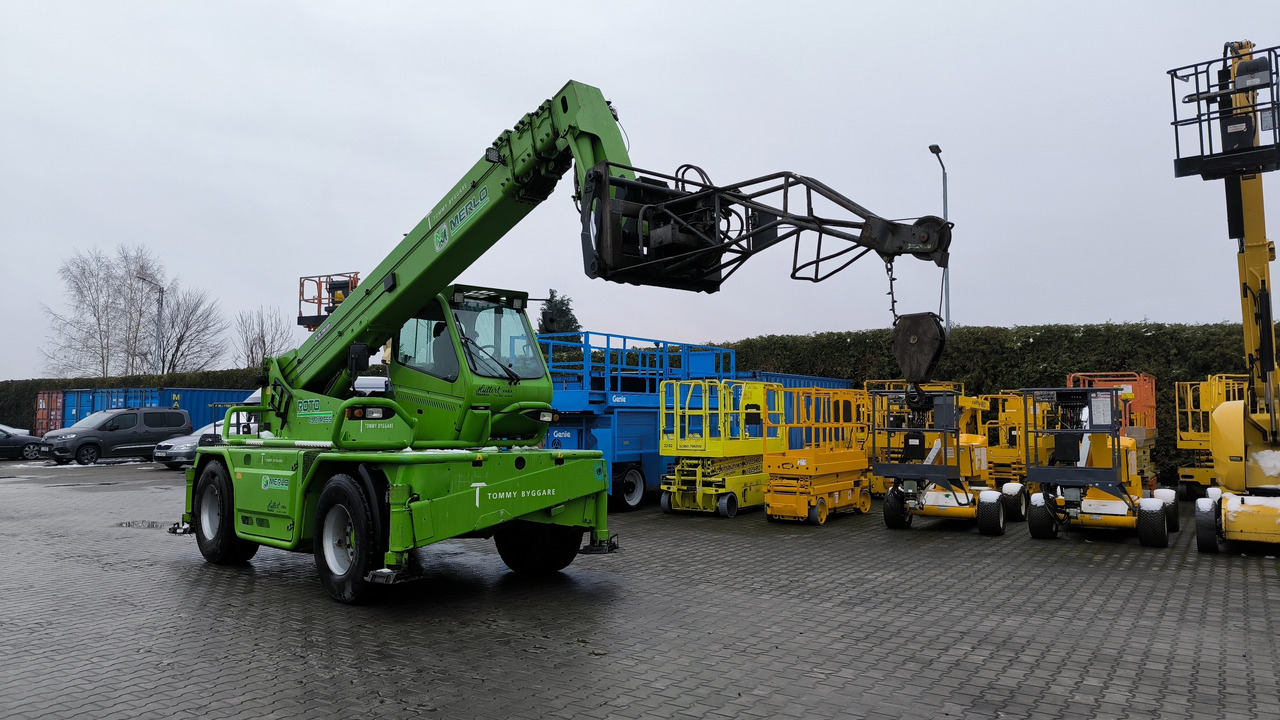 MERLO ROTO 45.21 MCSS - Pá carregadora telescópica: foto 2 MERLO ROTO 45.21 MCSS - Pá carregadora telescópica: foto 2
