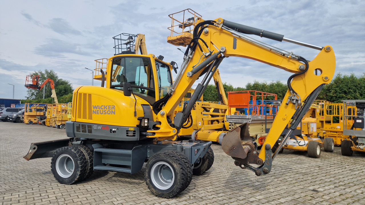 WACKER NEUSON EW65 - Escavadeira de rodas: foto 3 WACKER NEUSON EW65 - Escavadeira de rodas: foto 3