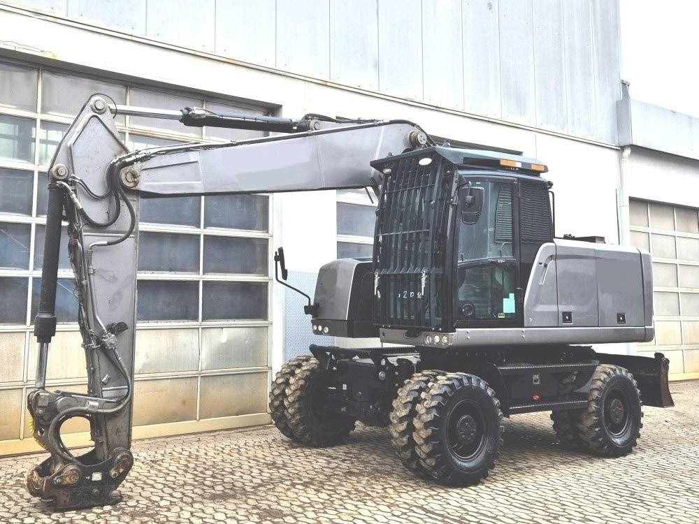 CAT M 320 F - Escavadeira de rodas: foto 2 CAT M 320 F - Escavadeira de rodas: foto 2