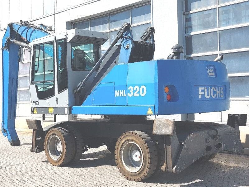 Fuchs MHL 320 D - Manipulador de material: foto 3 Fuchs MHL 320 D - Manipulador de material: foto 3