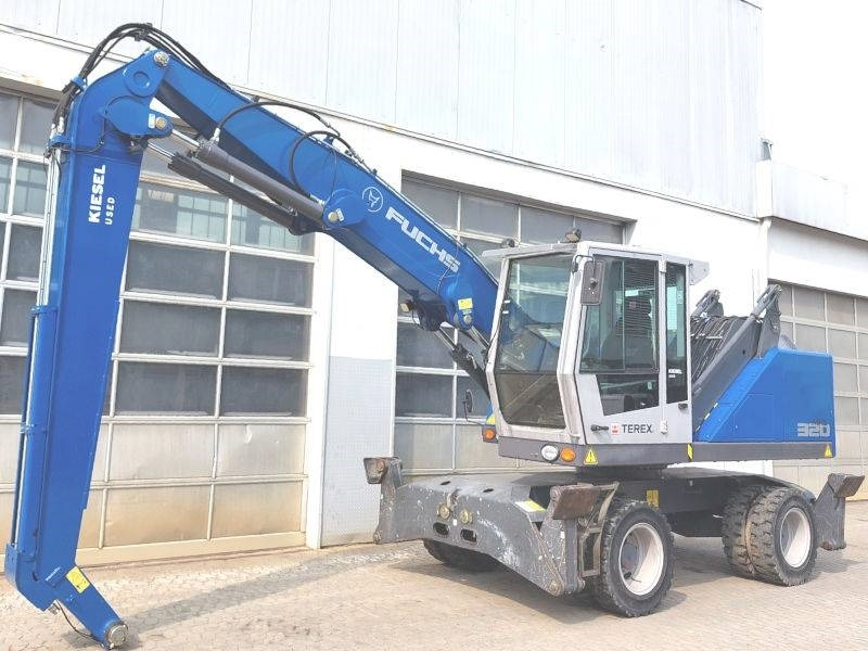 Fuchs MHL 320 F - Manipulador de material: foto 2 Fuchs MHL 320 F - Manipulador de material: foto 2