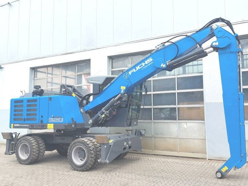 Fuchs MHL 320 F - Manipulador de material: foto 4 Fuchs MHL 320 F - Manipulador de material: foto 4