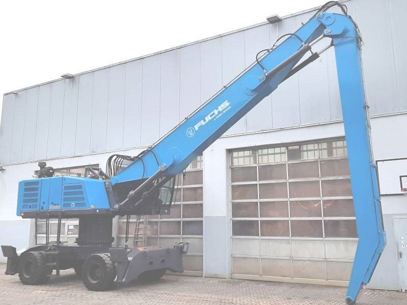 Fuchs MHL 350 F Pylon - Manipulador de material: foto 4 Fuchs MHL 350 F Pylon - Manipulador de material: foto 4