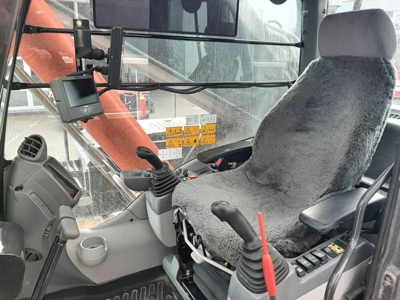 Escavadeira de demolição Hitachi KTEG KMC500 S-6: foto 11 Escavadeira de demolição Hitachi KTEG KMC500 S-6: foto 11