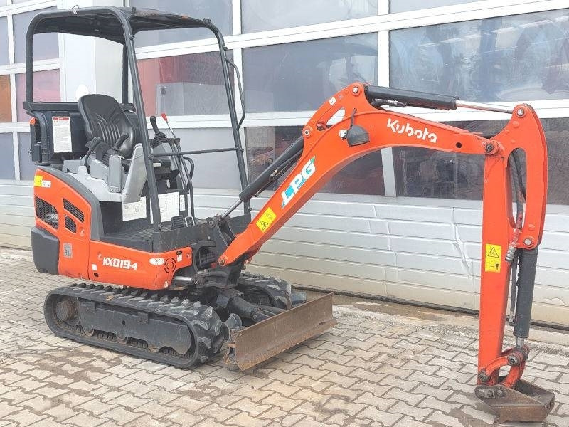 Kubota KX 019-4 LPG - Mini escavadeira: foto 4 Kubota KX 019-4 LPG - Mini escavadeira: foto 4