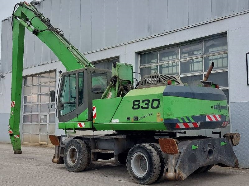 Sennebogen 830  - Manipulador de material: foto 3 Sennebogen 830  - Manipulador de material: foto 3