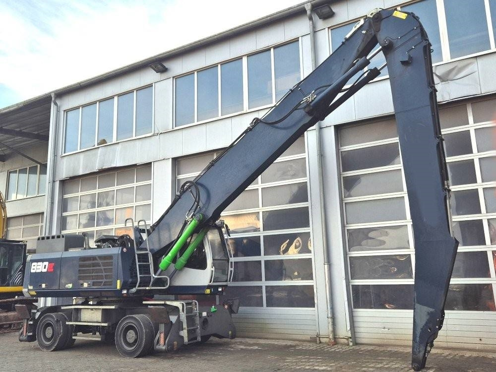 Sennebogen 830 E - Manipulador de material: foto 4 Sennebogen 830 E - Manipulador de material: foto 4