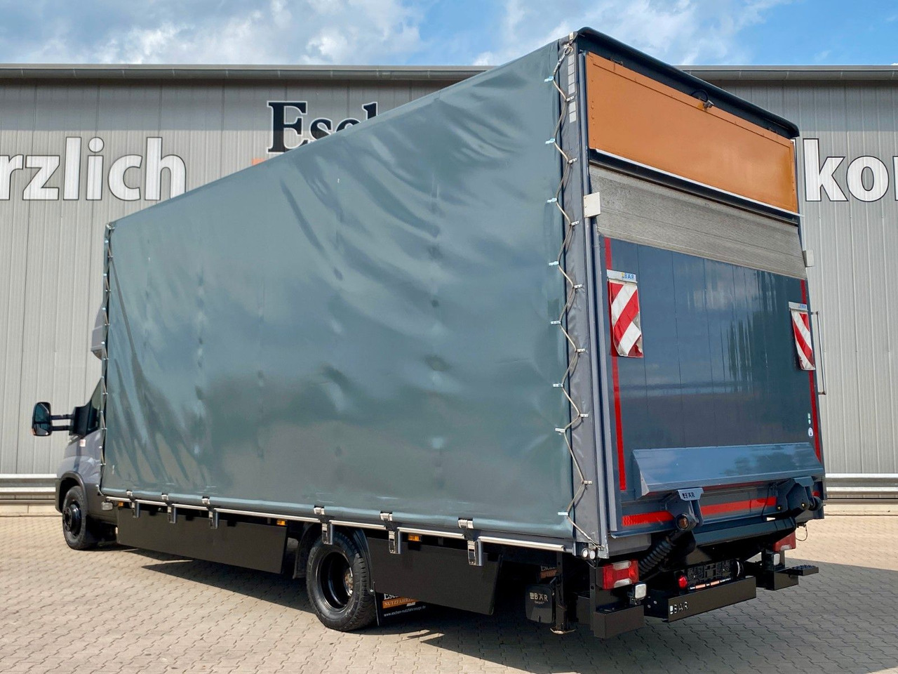 Iveco Daily Hi-Matic 70 C 21 Topsleeper | LBW 1,00to. - Carrinha de lona: foto 3 Iveco Daily Hi-Matic 70 C 21 Topsleeper | LBW 1,00to. - Carrinha de lona: foto 3