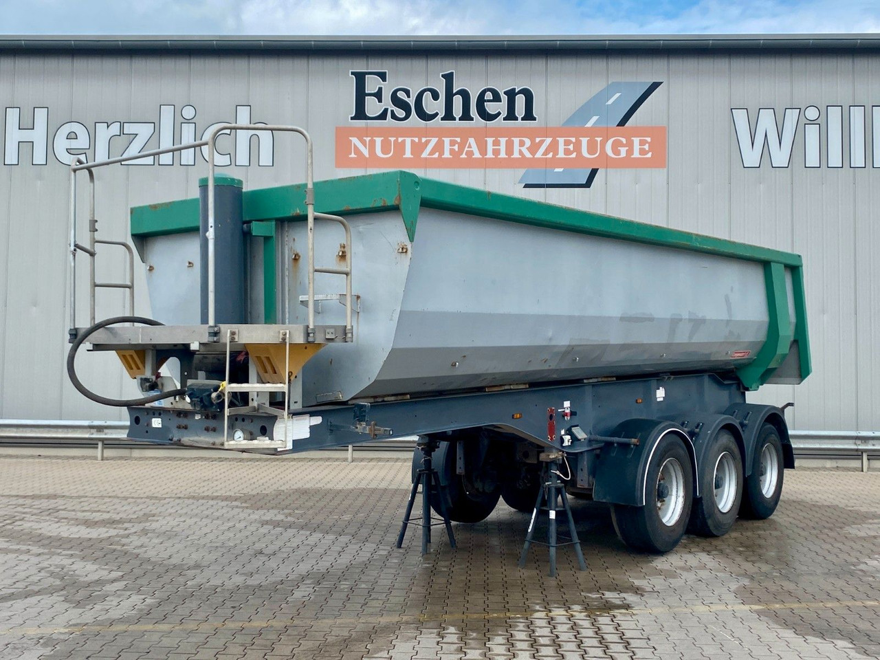 Langendorf SKS-HS 24/29 | Stahl 23m³*Luft-Lift*BPW*EBS - Semi-reboque basculante: foto 1 Langendorf SKS-HS 24/29 | Stahl 23m³*Luft-Lift*BPW*EBS - Semi-reboque basculante: foto 1