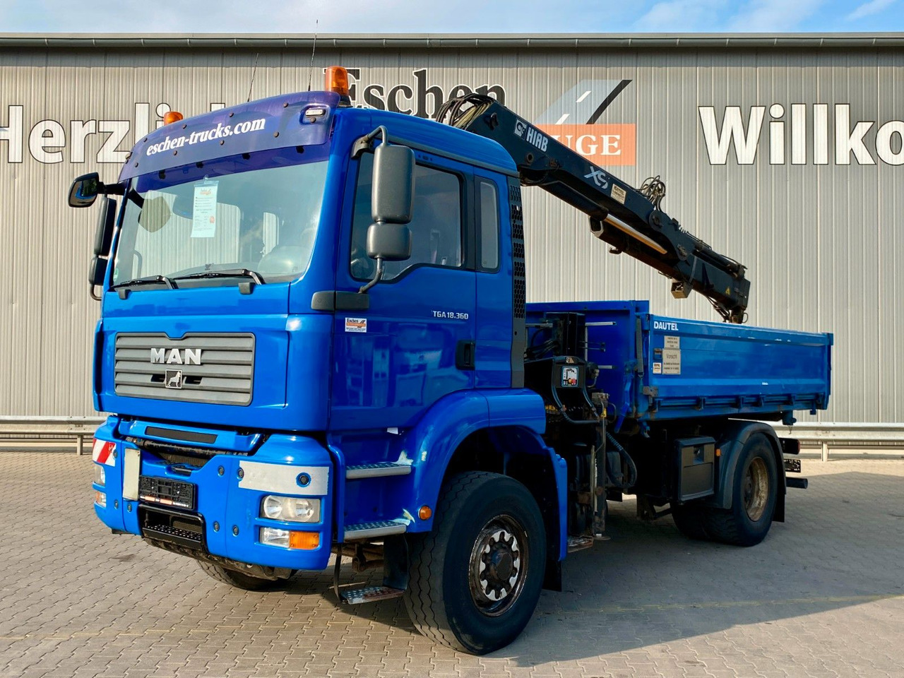 MAN TGA 18.360 4x4H BL*HIAB 122 BS-2*Dautel 3-Seiten MAN TGA 18.360 4x4H BL*HIAB 122 BS-2*Dautel 3-Seiten - Camião basculante, Camião grua: foto 2 MAN TGA 18.360 4x4H BL*HIAB 122 BS-2*Dautel 3-Seiten MAN TGA 18.360 4x4H BL*HIAB 122 BS-2*Dautel 3-Seiten - Camião basculante, Camião grua: foto 2