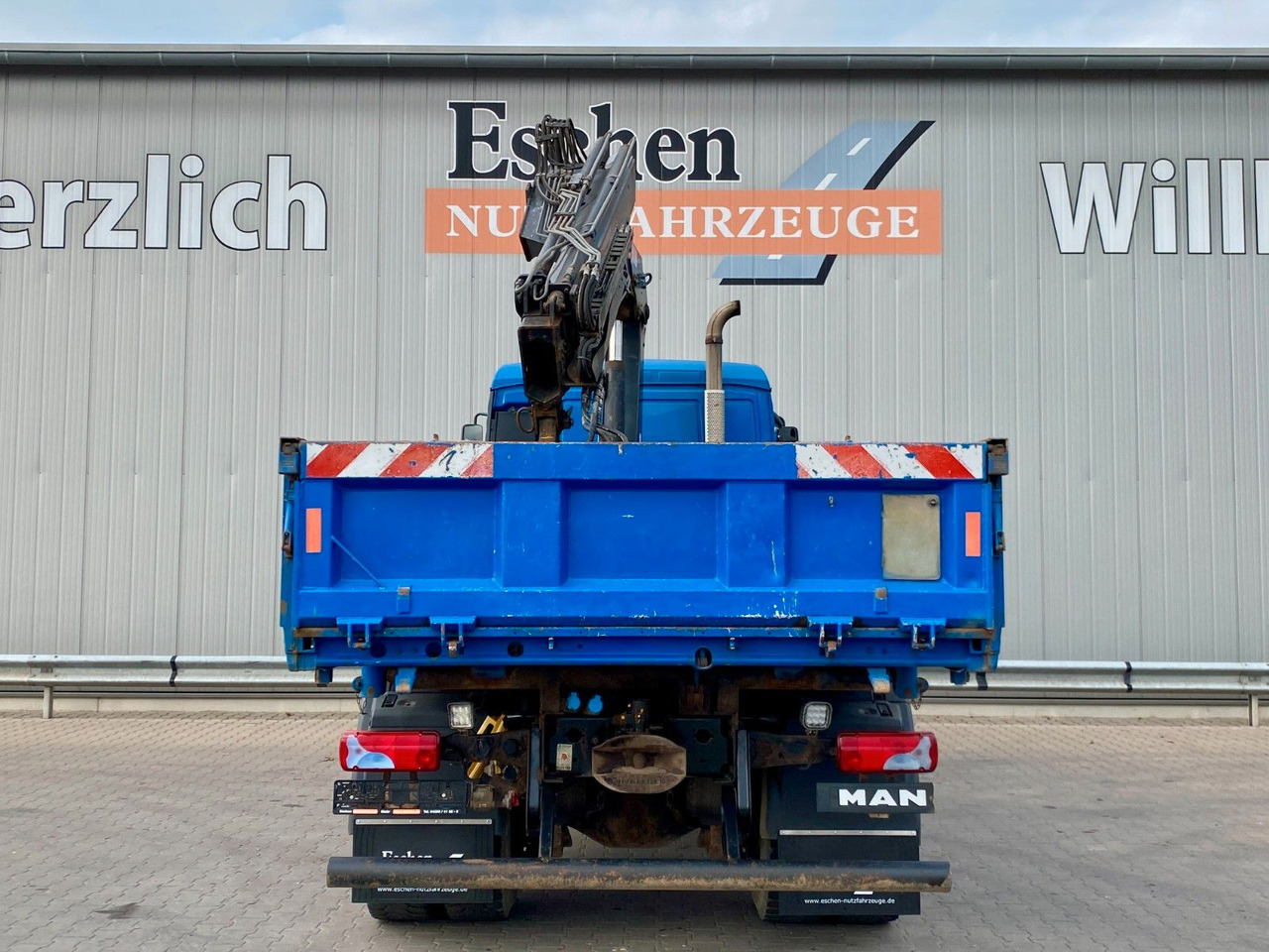 MAN TGA 18.360 4x4H BL*HIAB 122 BS-2*Dautel 3-Seiten MAN TGA 18.360 4x4H BL*HIAB 122 BS-2*Dautel 3-Seiten - Camião basculante, Camião grua: foto 5 MAN TGA 18.360 4x4H BL*HIAB 122 BS-2*Dautel 3-Seiten MAN TGA 18.360 4x4H BL*HIAB 122 BS-2*Dautel 3-Seiten - Camião basculante, Camião grua: foto 5