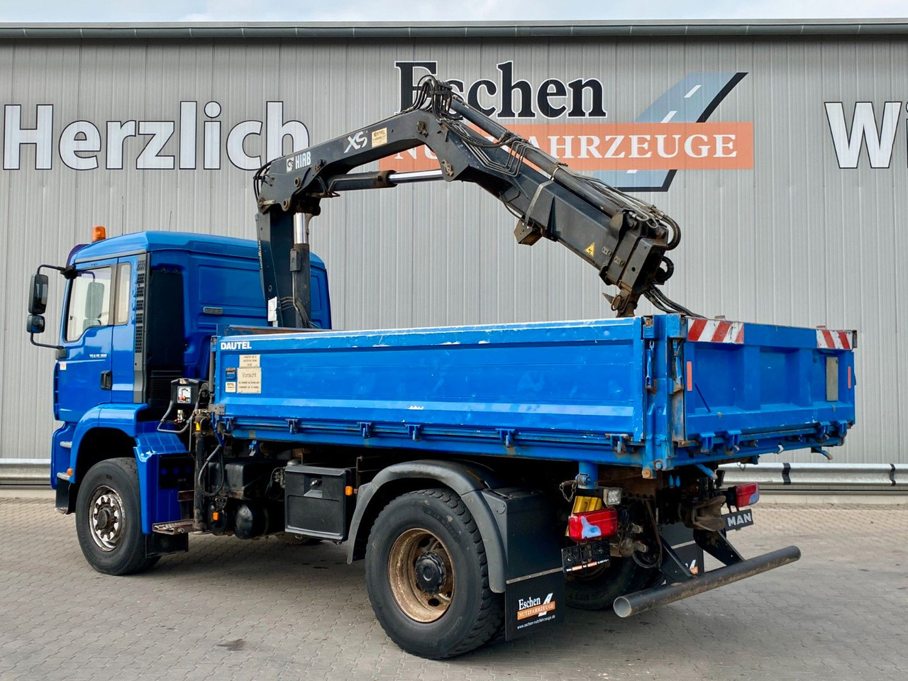 MAN TGA 18.360 4x4H BL*HIAB 122 BS-2*Dautel 3-Seiten MAN TGA 18.360 4x4H BL*HIAB 122 BS-2*Dautel 3-Seiten - Camião basculante, Camião grua: foto 4 MAN TGA 18.360 4x4H BL*HIAB 122 BS-2*Dautel 3-Seiten MAN TGA 18.360 4x4H BL*HIAB 122 BS-2*Dautel 3-Seiten - Camião basculante, Camião grua: foto 4