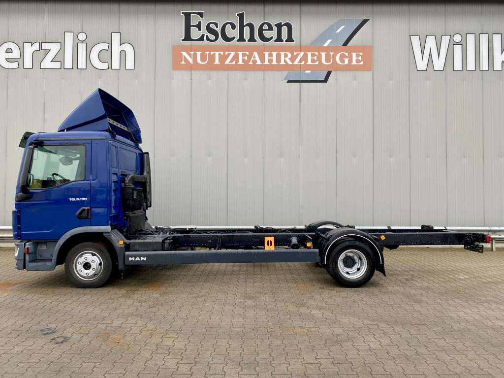 MAN TGL 8.190 4x2 BL - Camião chassi: foto 2 MAN TGL 8.190 4x2 BL - Camião chassi: foto 2